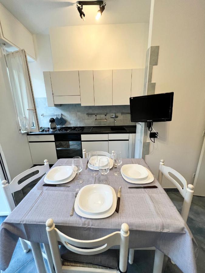 A 5 Minuti Dal Mare - Dolphin Beach House Spotorno Exterior foto