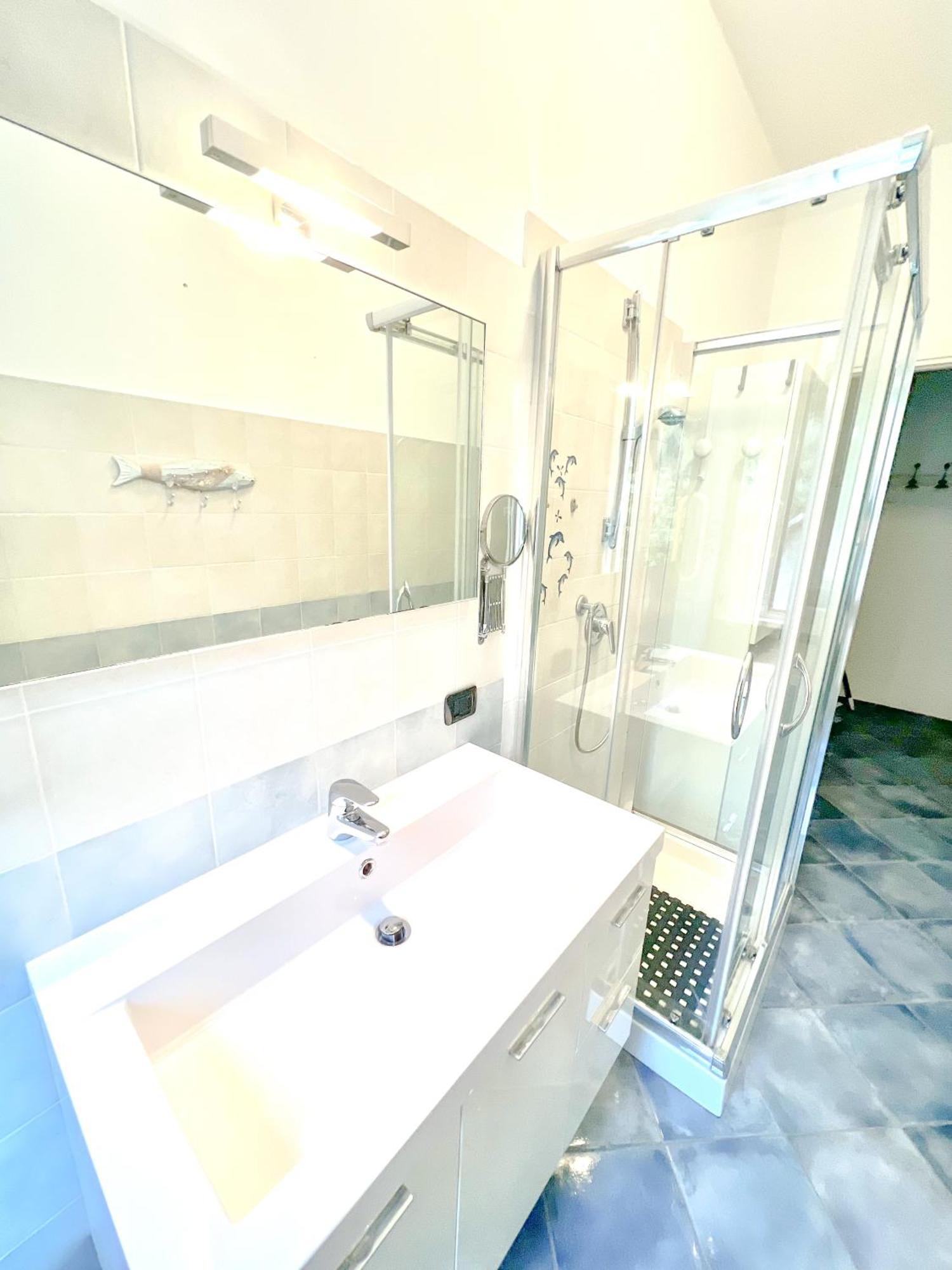 A 5 Minuti Dal Mare - Dolphin Beach House Spotorno Exterior foto